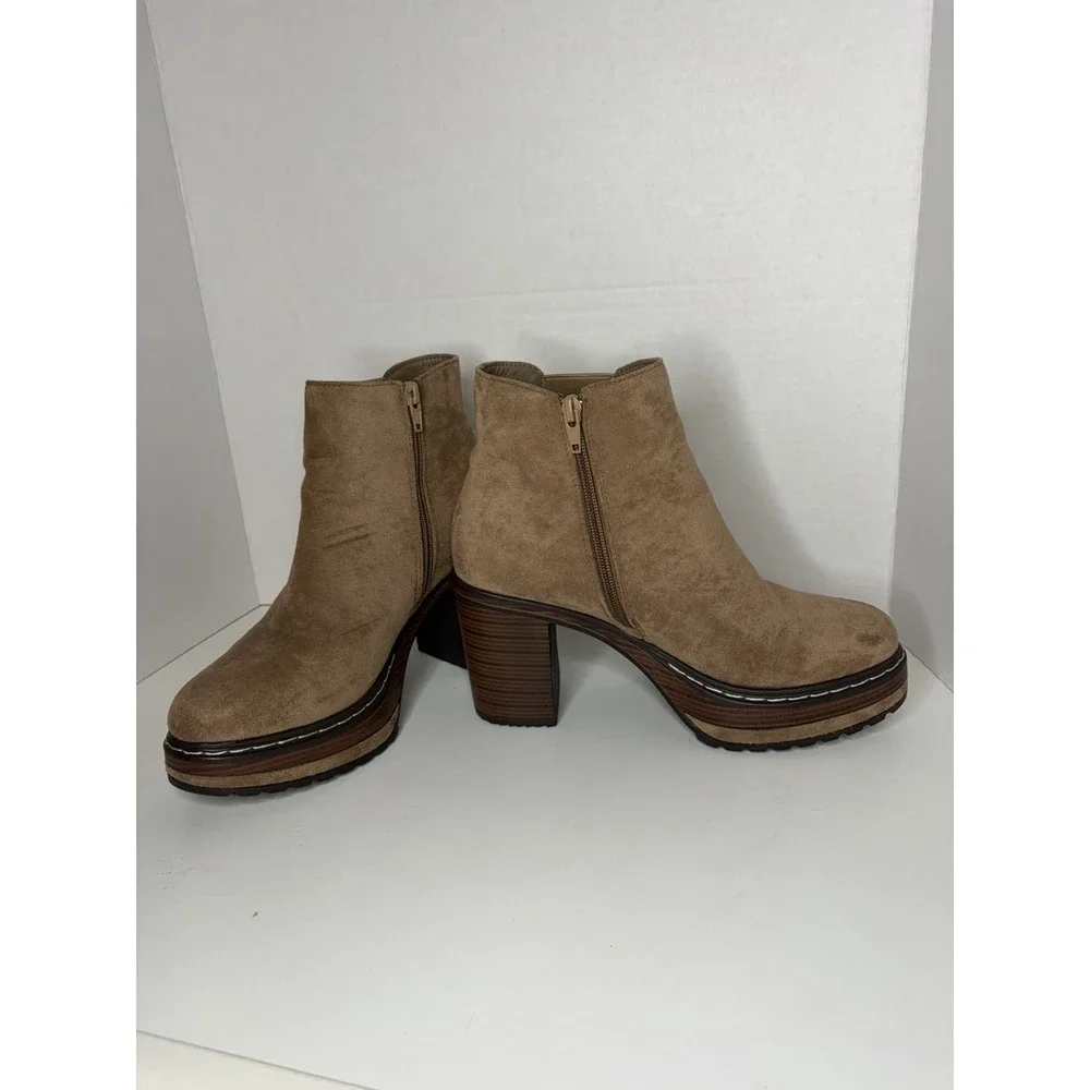 Altar'd State Sonata Platform Ankle Booties Block Heel Light Brown Taupe Sz 7.5